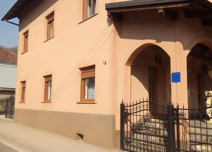 Studio Apartman Kika